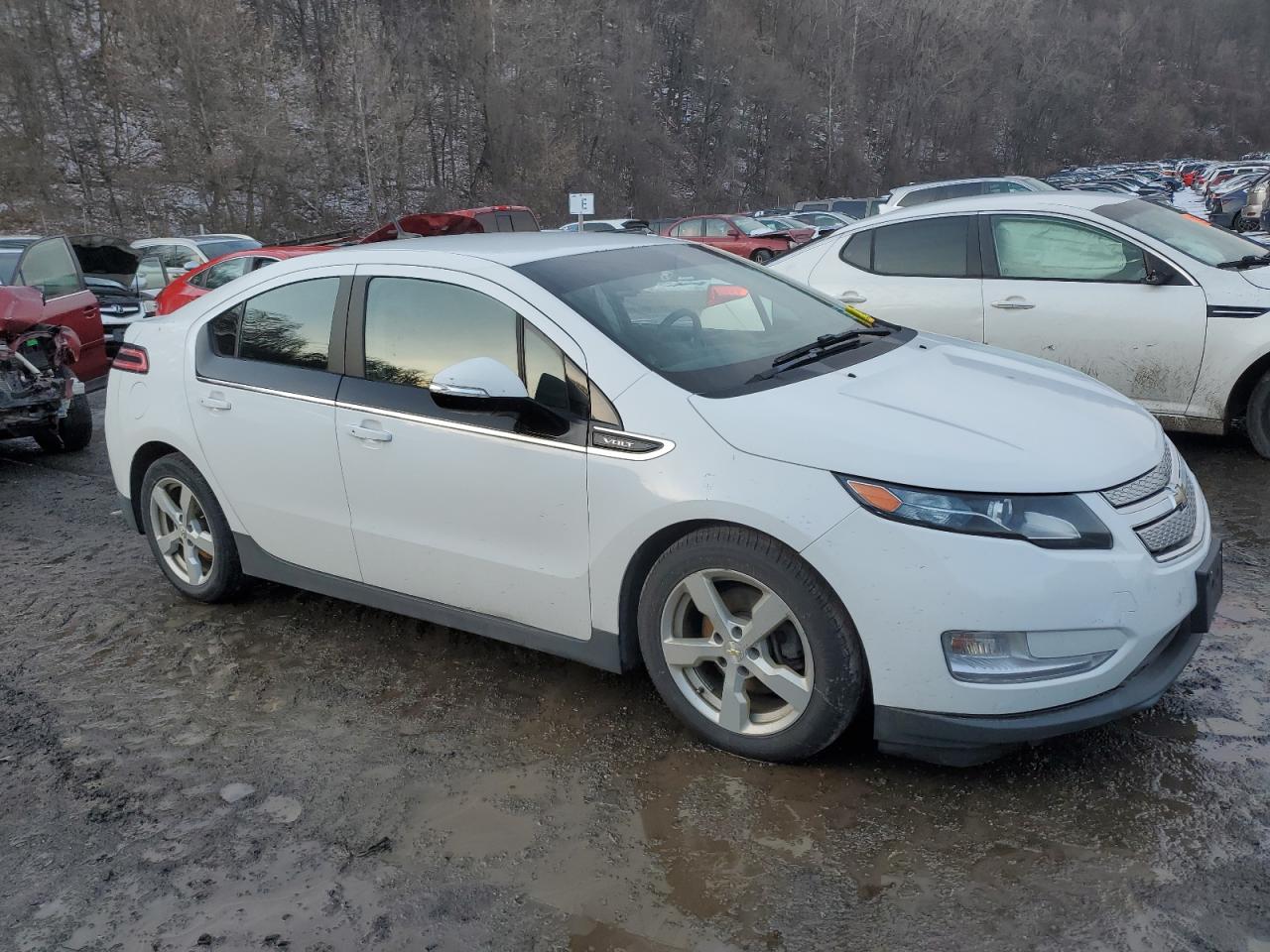 2014 Chevrolet Volt - Image 4