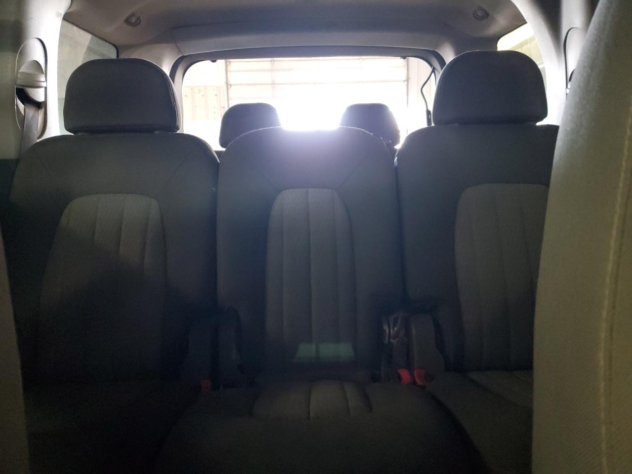 2002 Mercury Mountaineer - Image 10