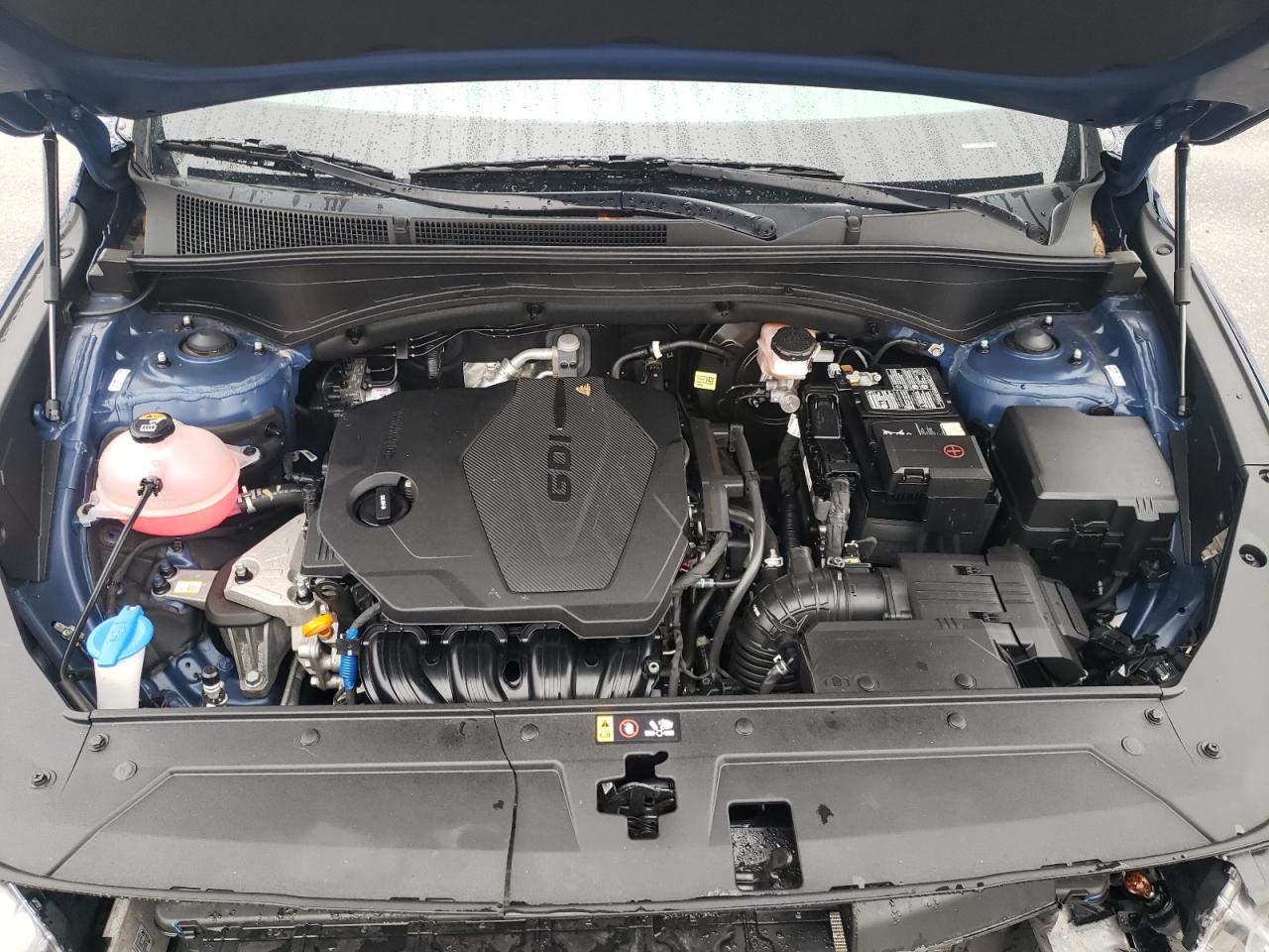 2022 Hyundai Santa Fe - Image 11