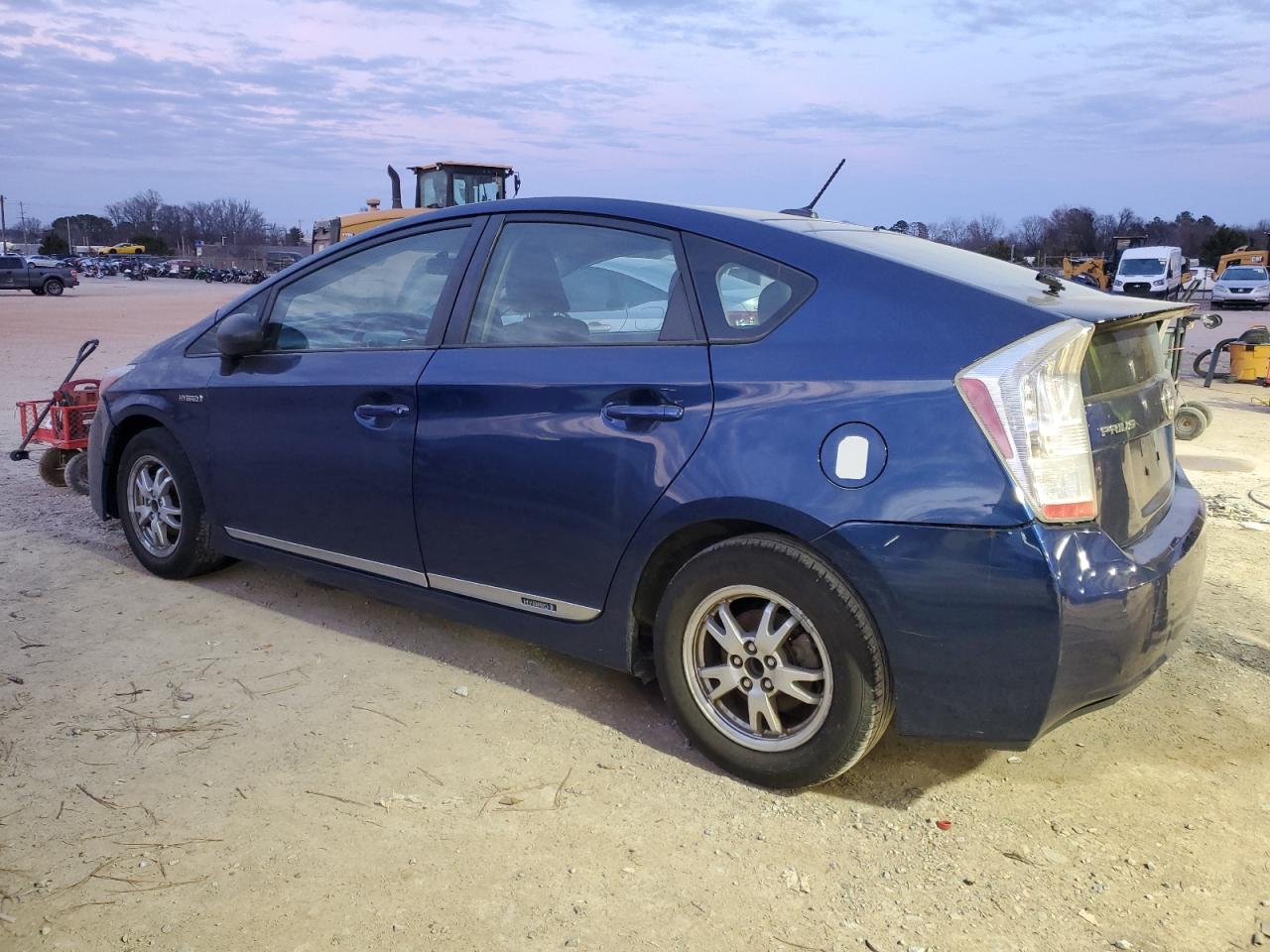 2011 Toyota Prius - Image 2