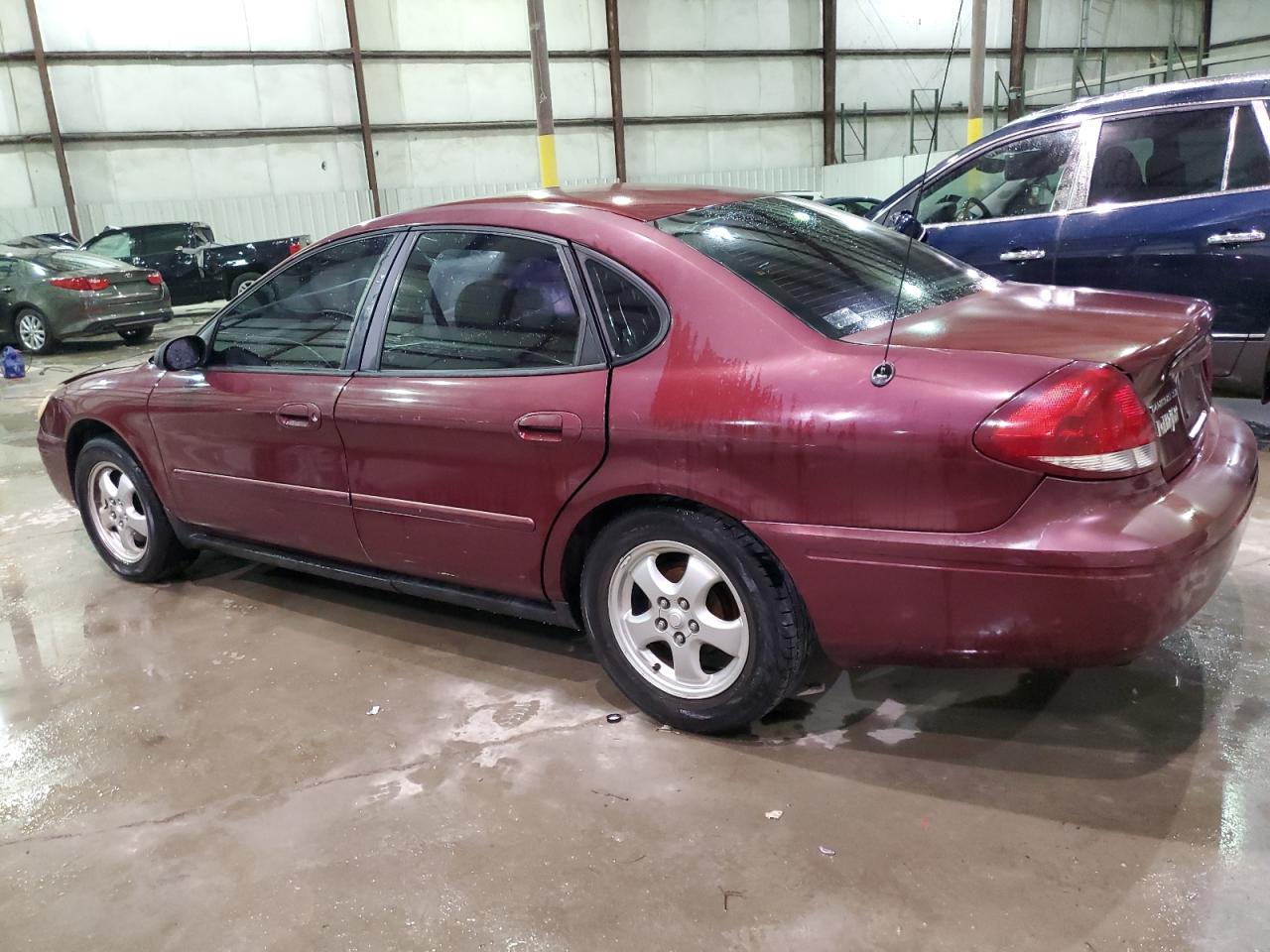 2006 Ford Taurus - Image 2