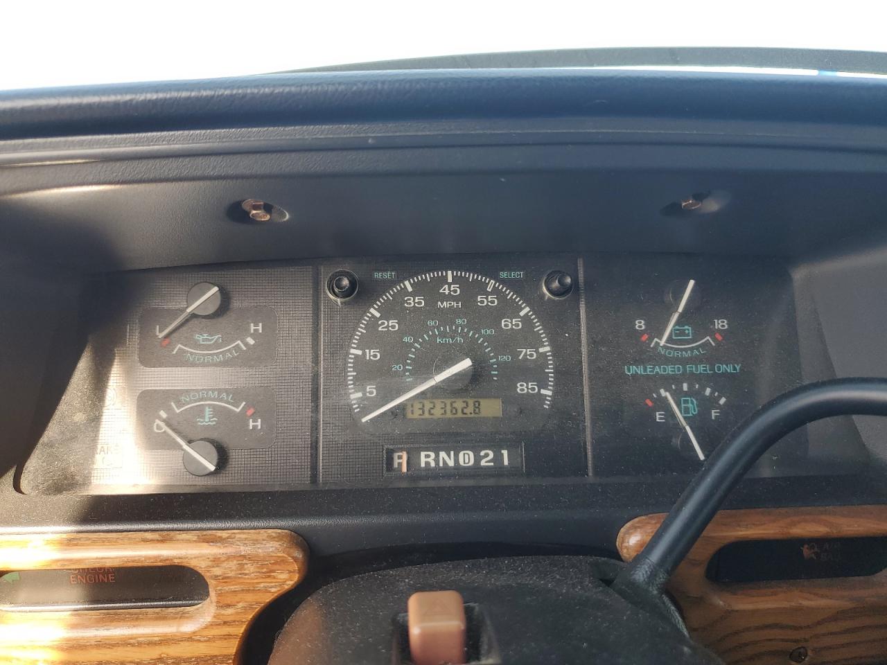 1995 Ford Econoline - Image 9