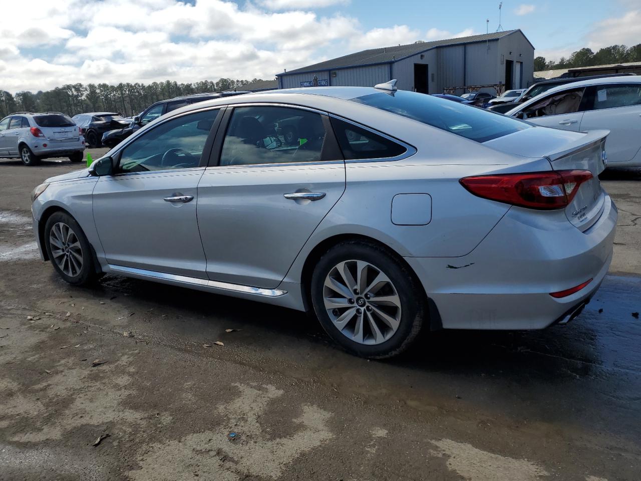 2017 Hyundai Sonata - Image 2