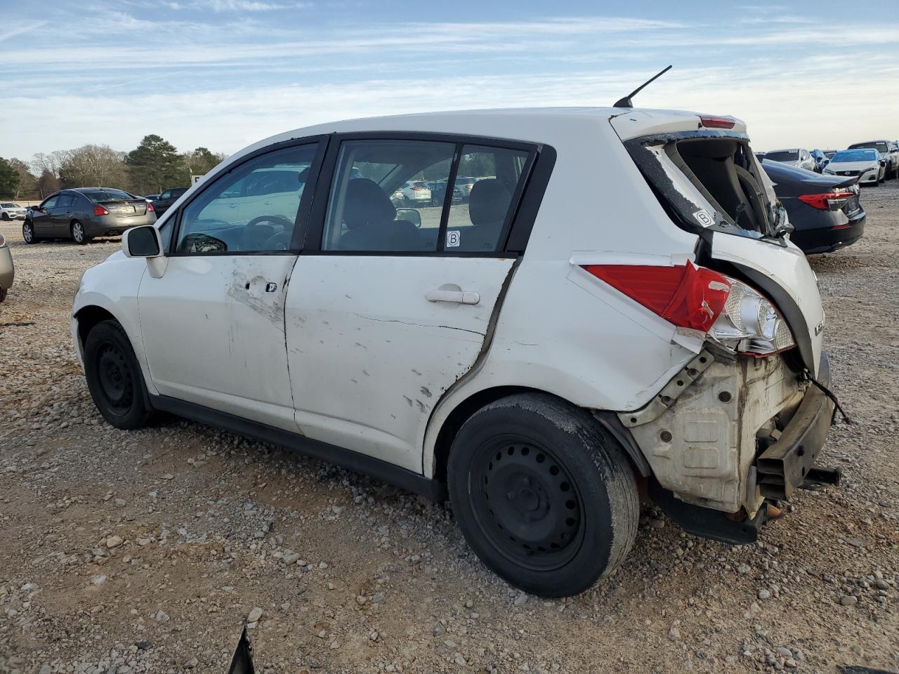 2007 Nissan Versa - Image 2
