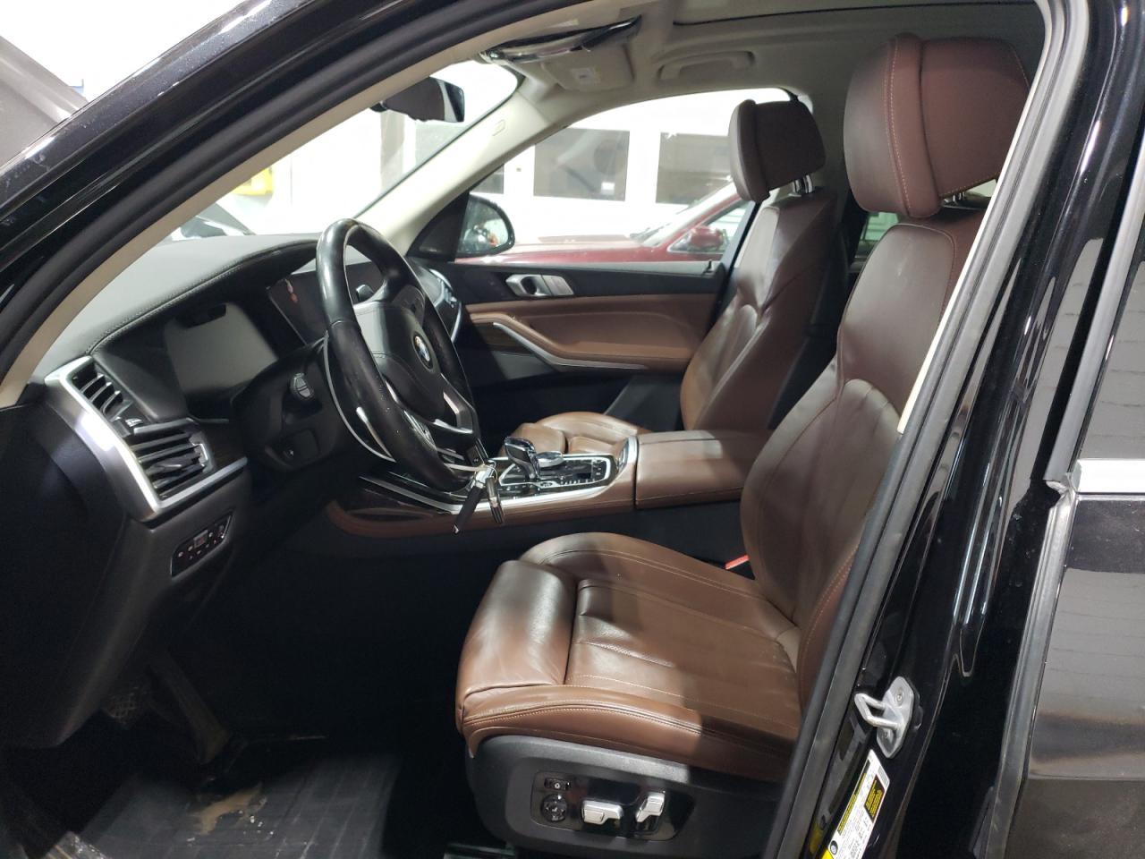 2020 BMW X7 - Image 7