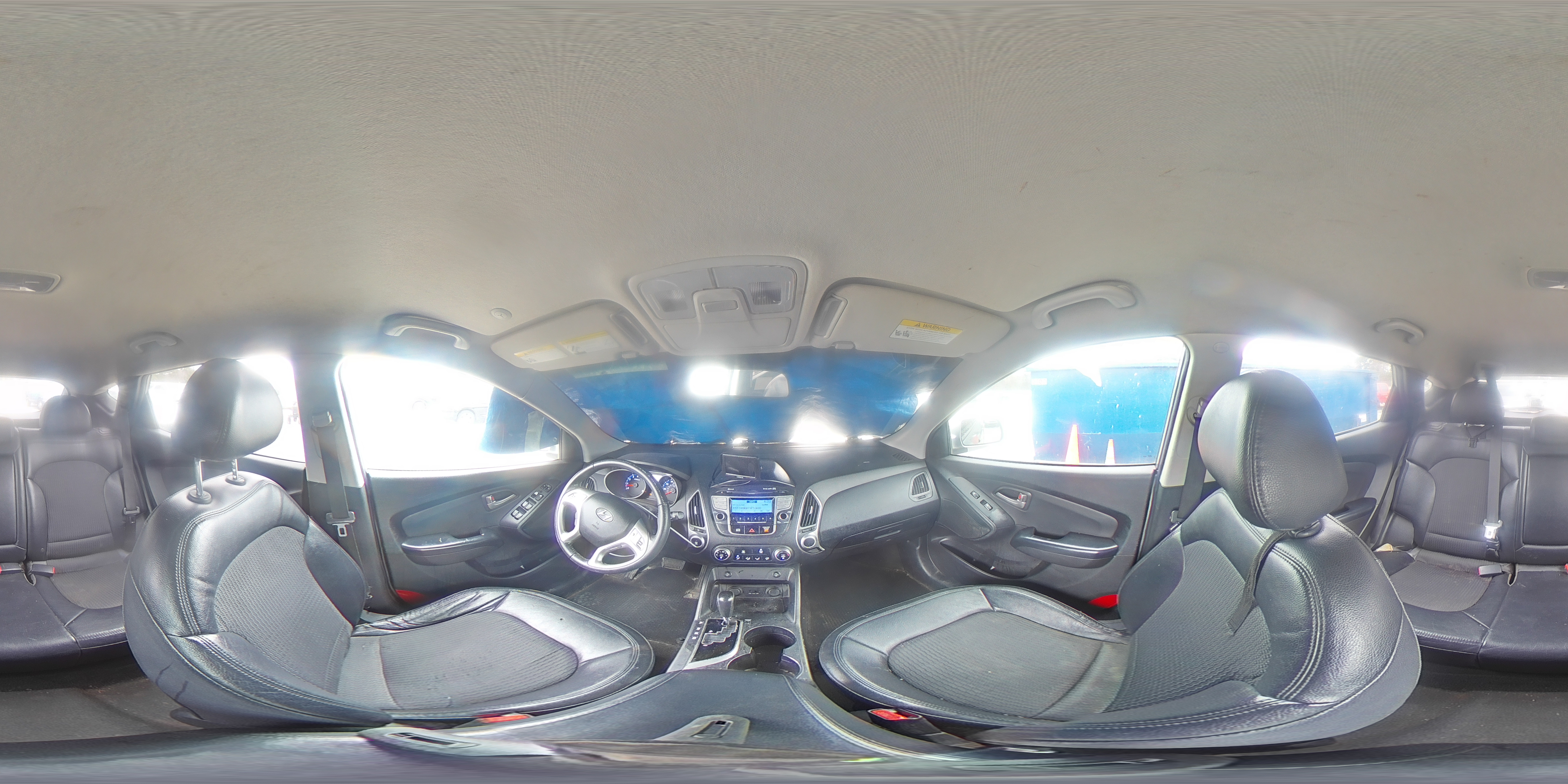 2012 Hyundai Tucson - Image 13