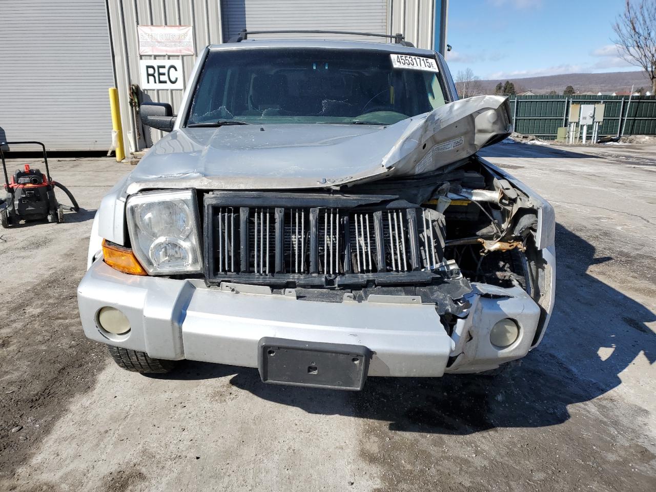 2006 Jeep Commander - Image 5