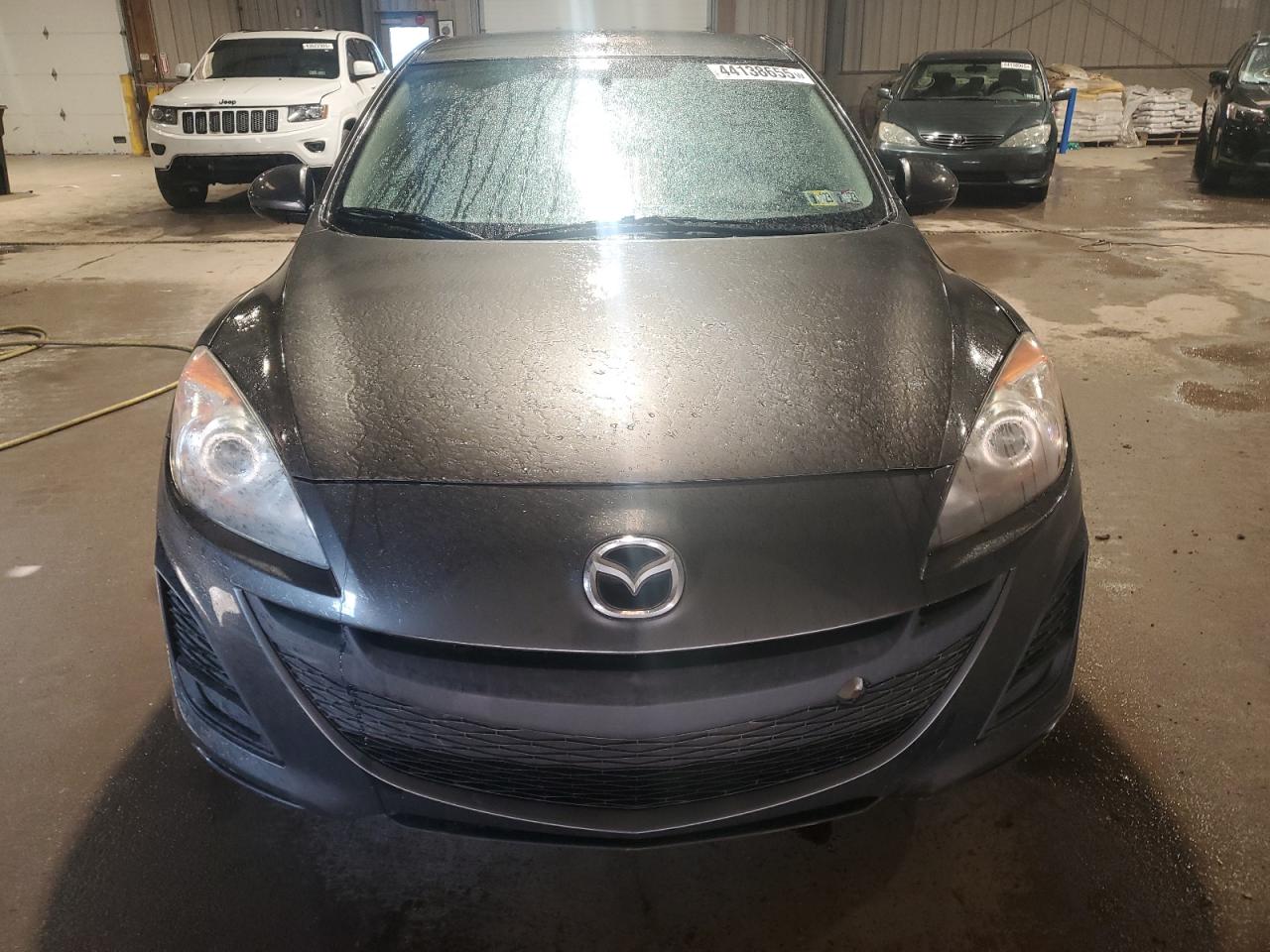 2010 Mazda 3 - Image 5