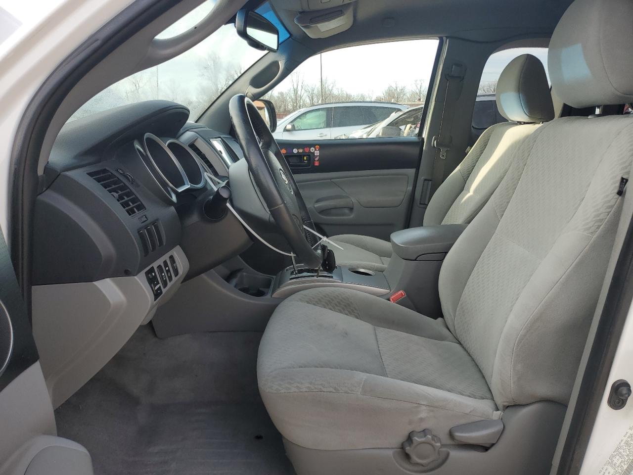2011 Toyota Tacoma - Image 7
