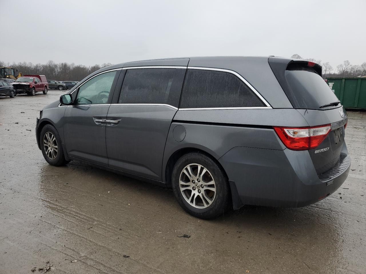 2012 Honda Odyssey - Image 2