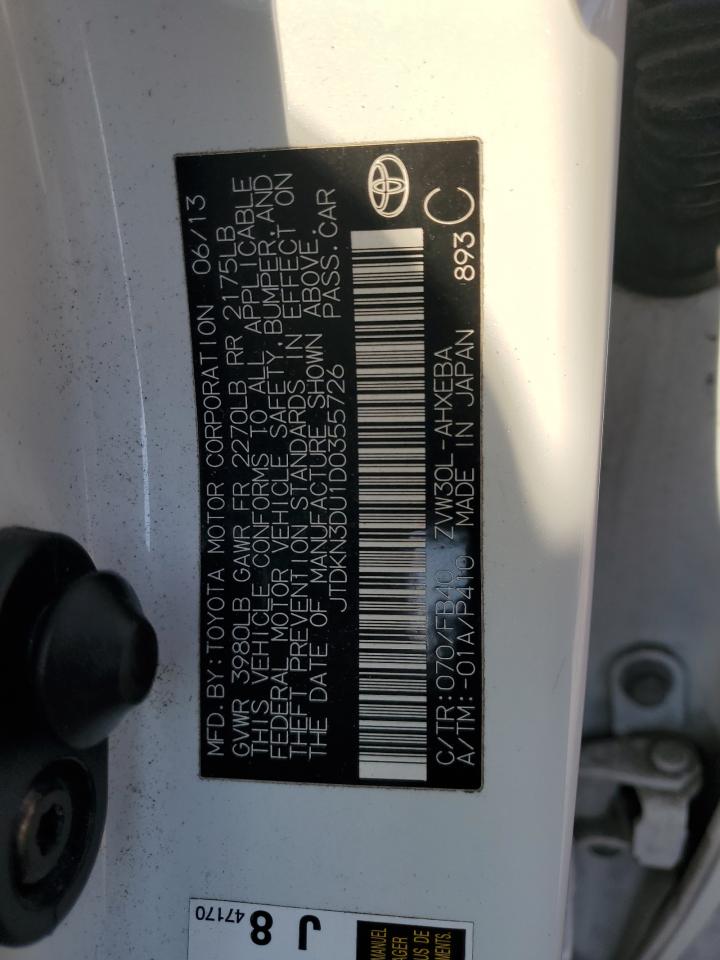 2013 Toyota Prius - Image 12