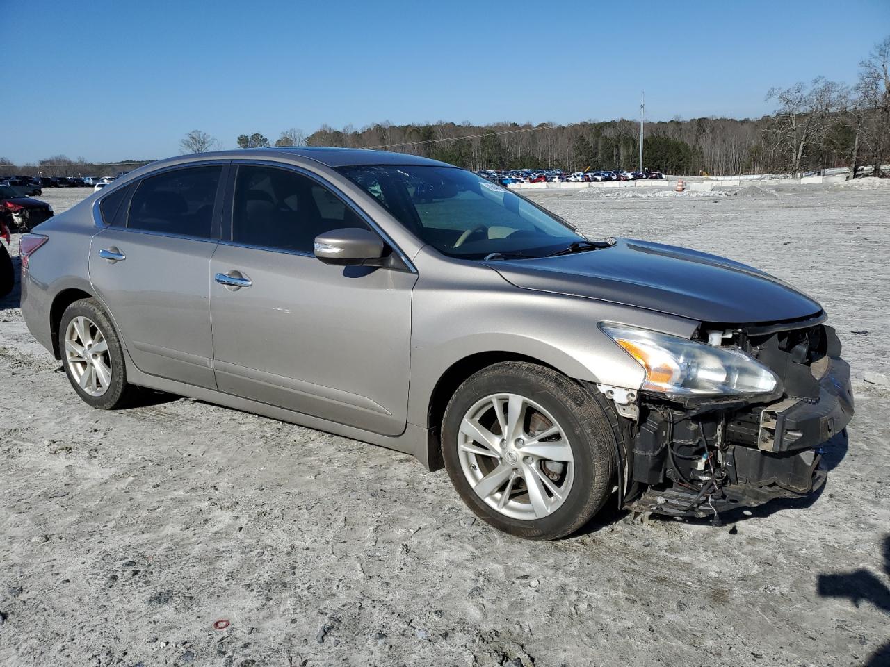 2015 Nissan Altima - Image 4