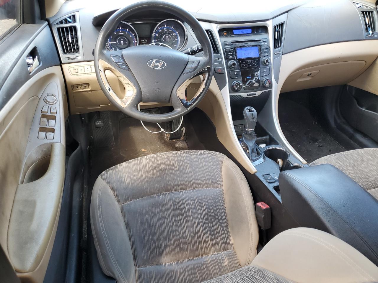 2013 Hyundai Sonata - Image 8
