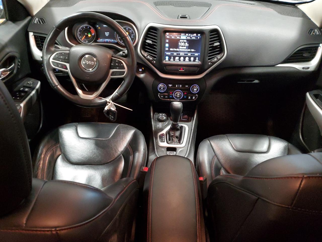 2017 Jeep Cherokee - Image 8