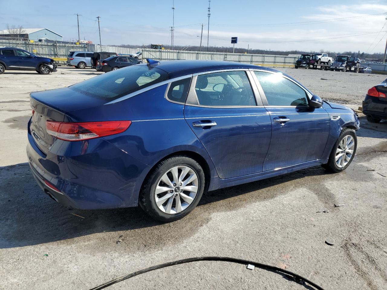 2018 Kia Optima - Image 3