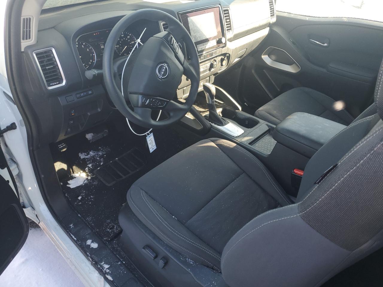 2024 Nissan Navara (Frontier) - Image 8