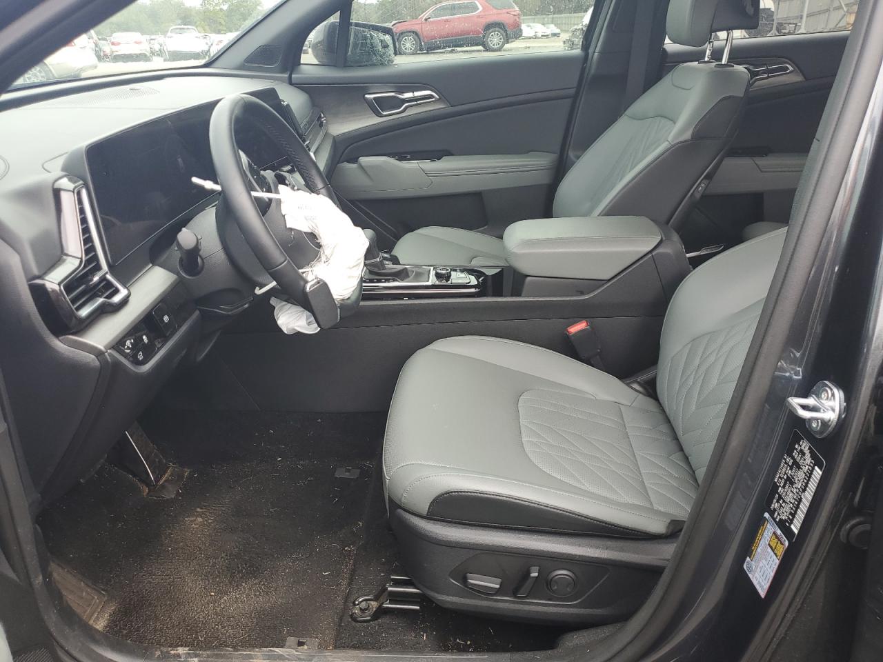 2024 Kia Sportage - Image 7