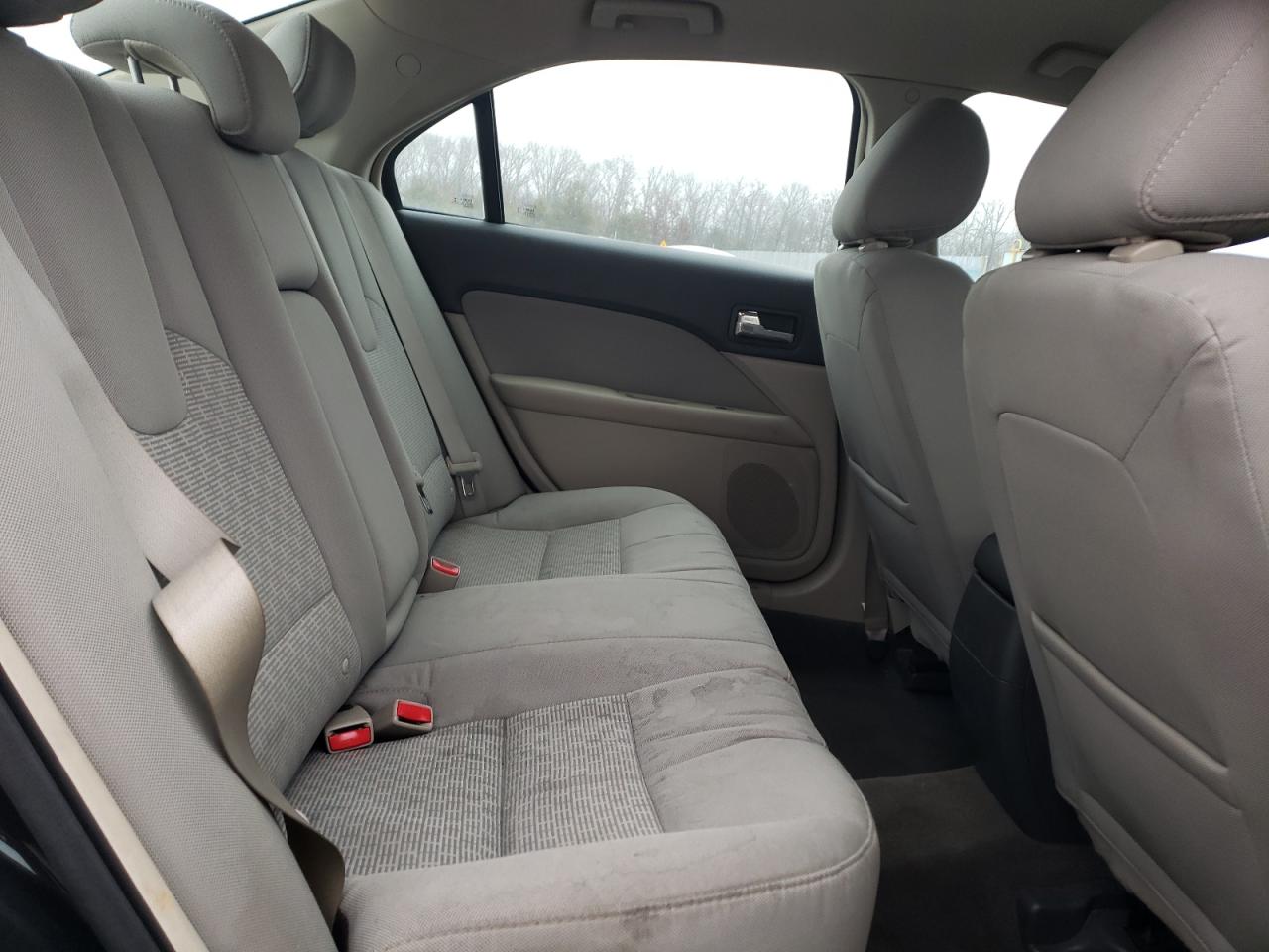 2012 Ford Fusion - Image 10