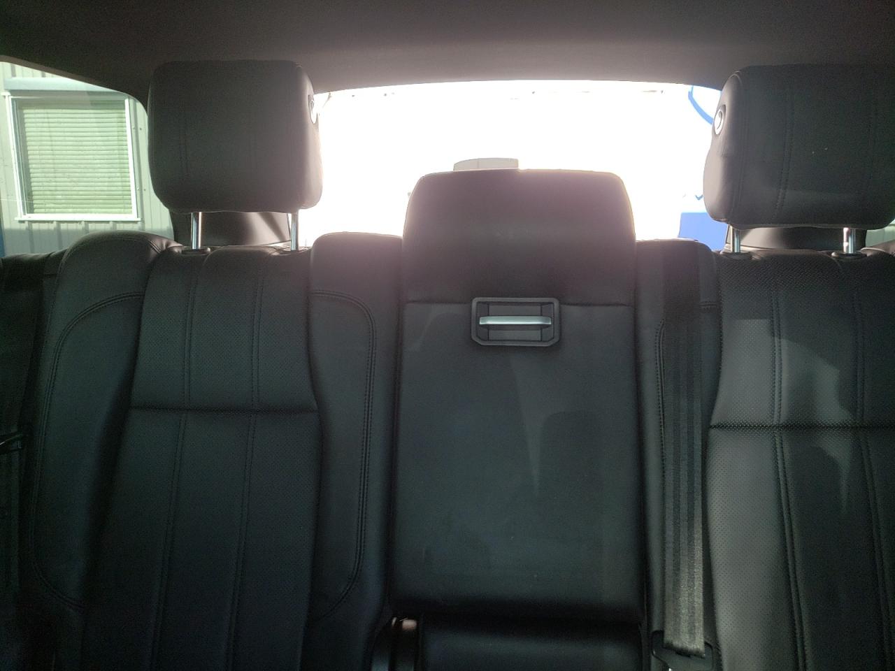 2015 Land Rover Range Rover - Image 10