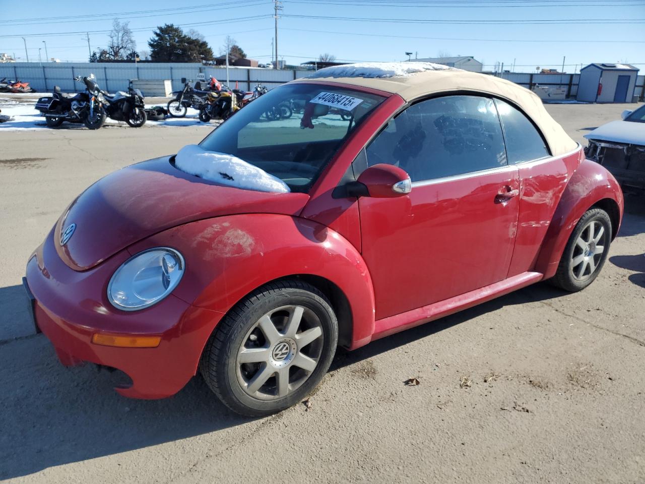 2010 Volkswagen Beetle - Image 1