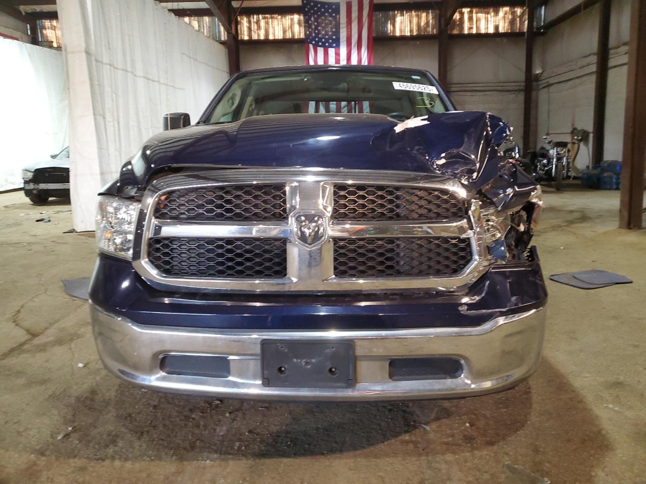 2016 RAM 1500 - Image 5