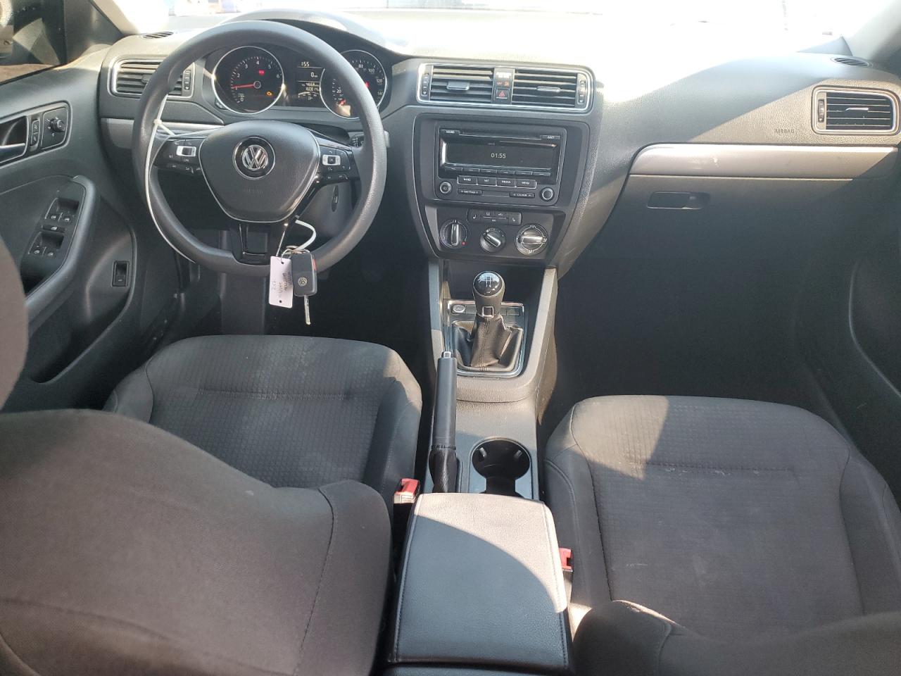 2015 Volkswagen Jetta - Image 8