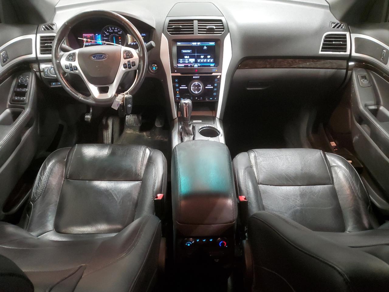 2013 Ford Explorer - Image 8