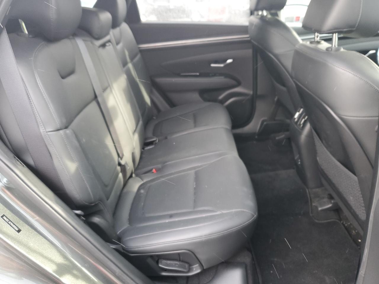 2022 Hyundai Tucson - Image 11