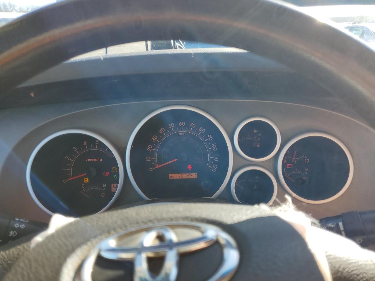 2010 Toyota Tundra - Image 9