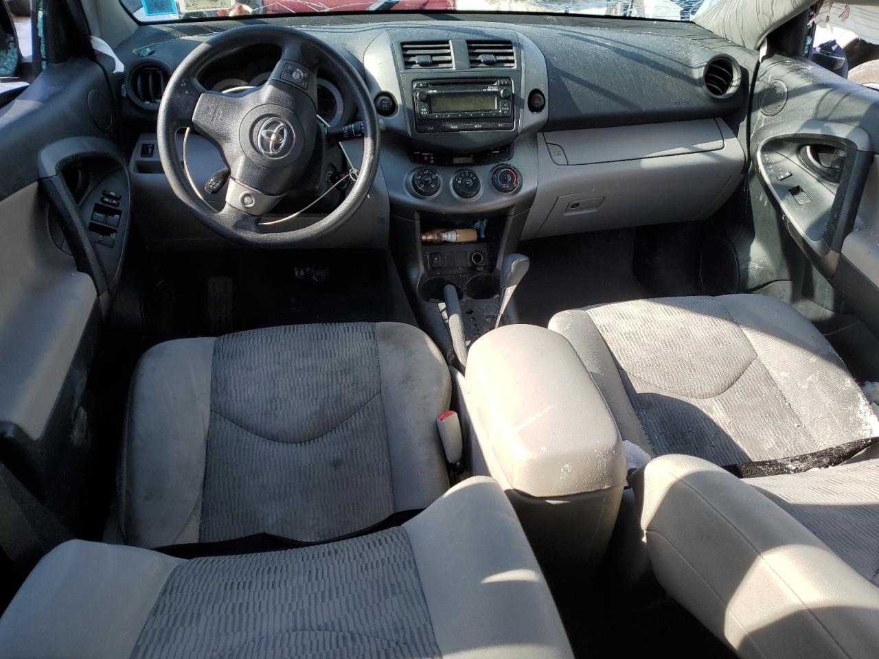 2012 Toyota RAV 4 - Image 8