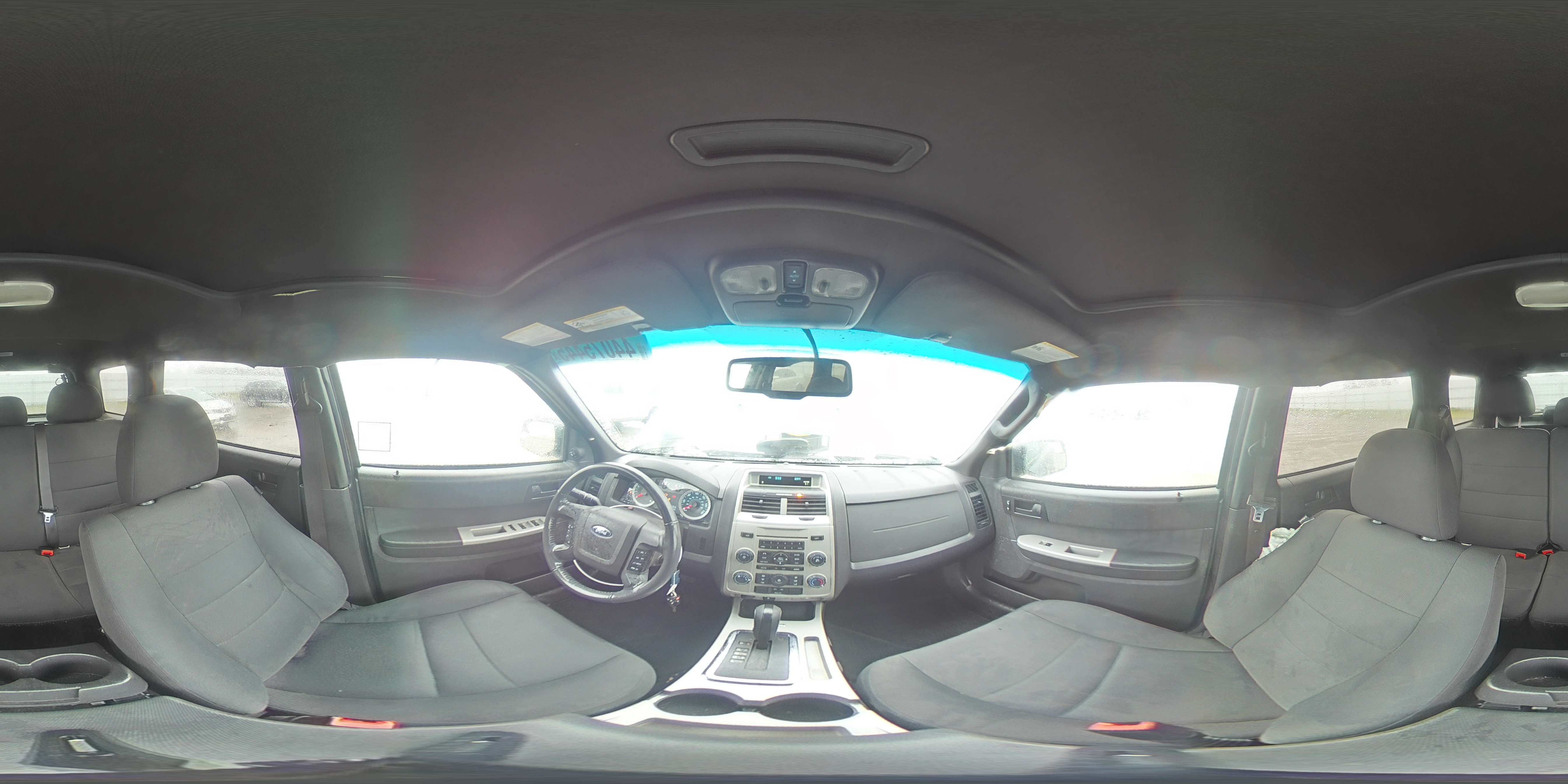 2010 Ford Escape - Image 13