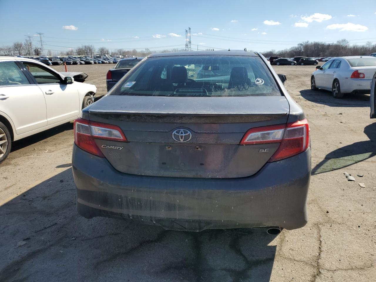 2014 Toyota Camry - Image 6