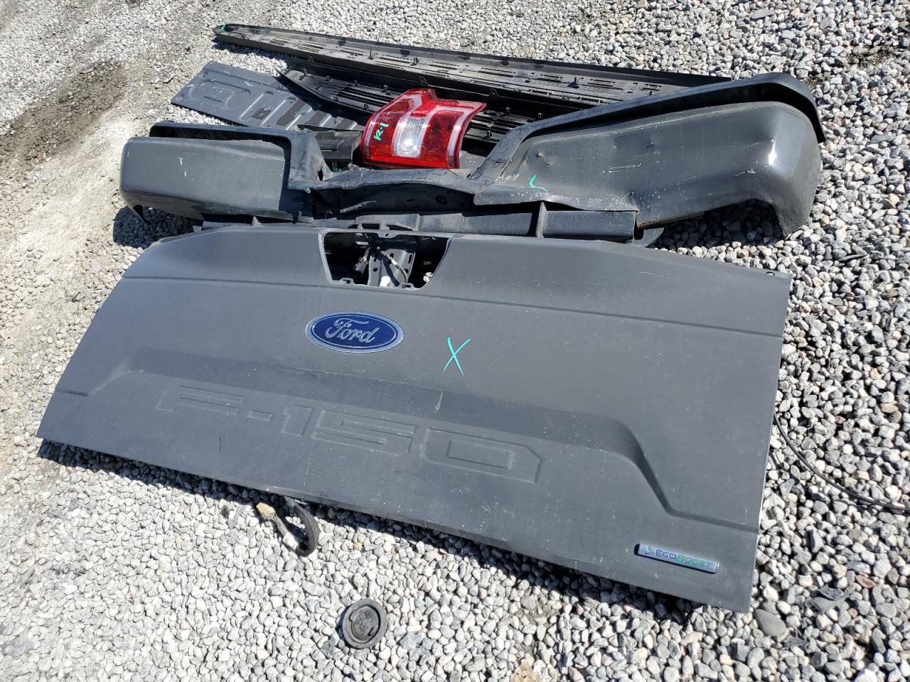 2018 Ford F-150 - Image 12