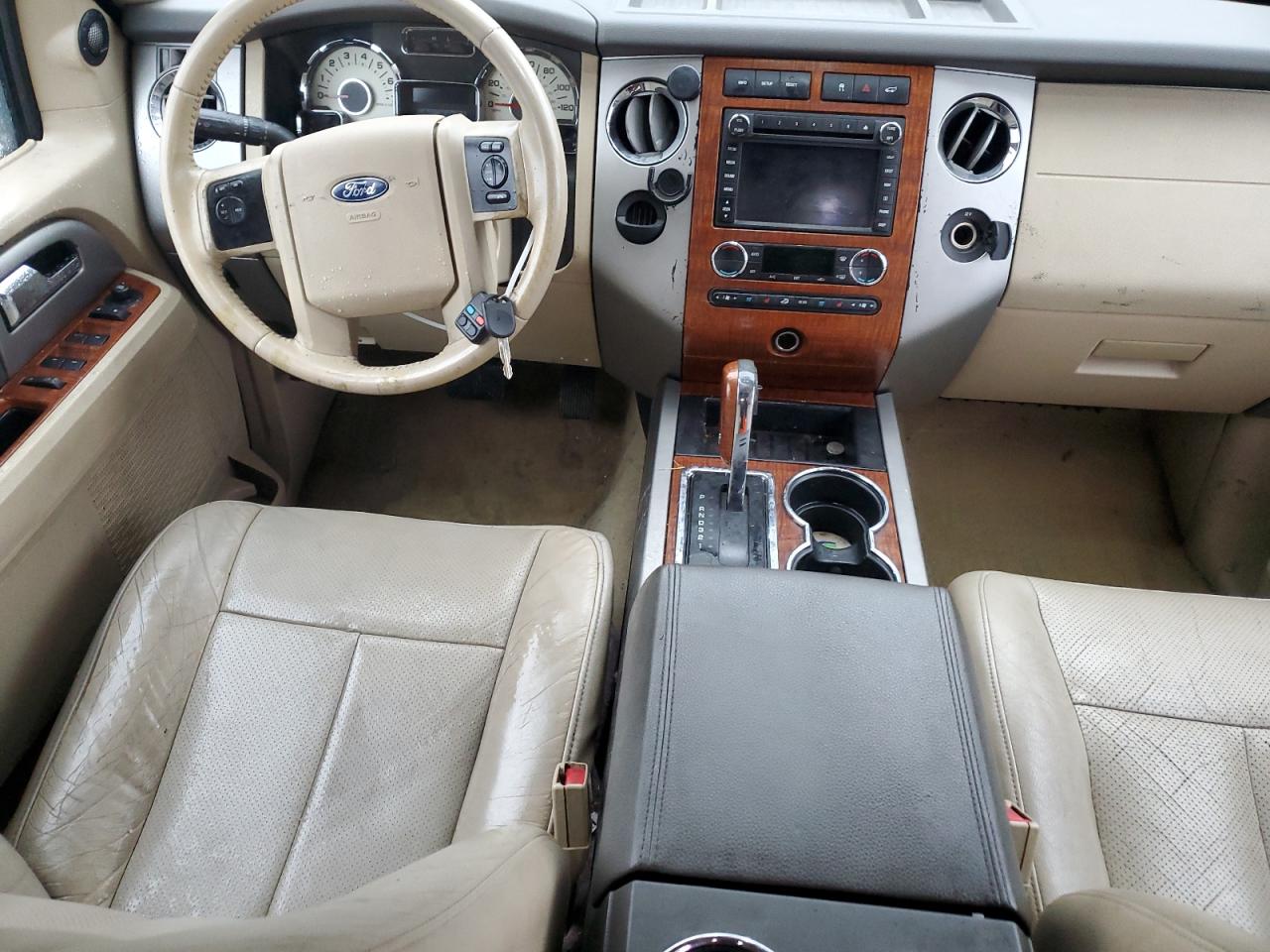 2010 Ford Expedition - Image 8