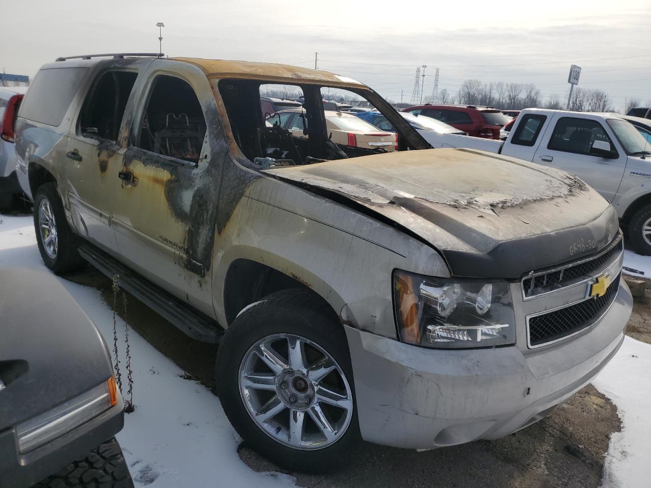 2009 Chevrolet Suburban - Image 4