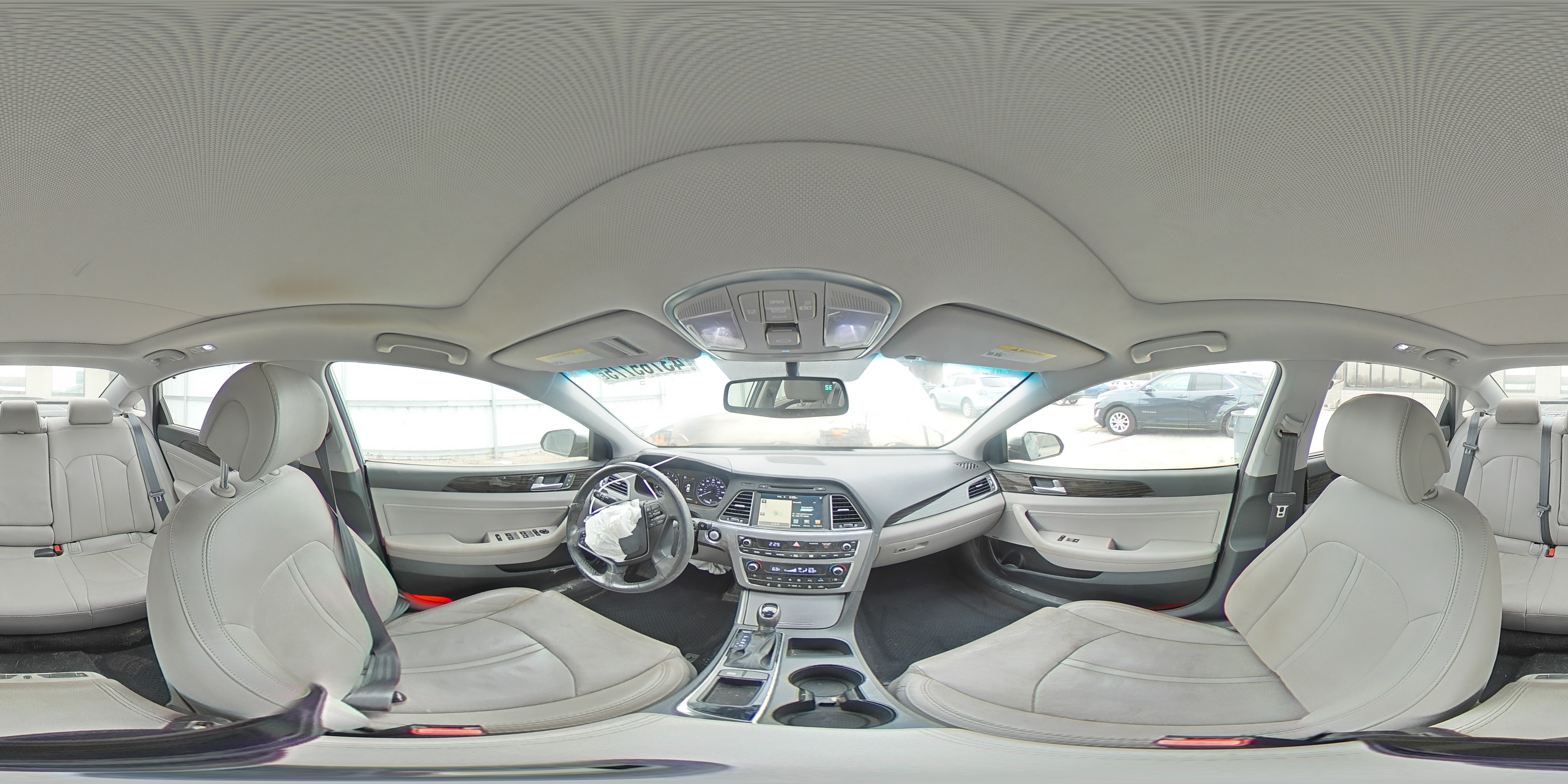 2016 Hyundai Sonata - Image 13