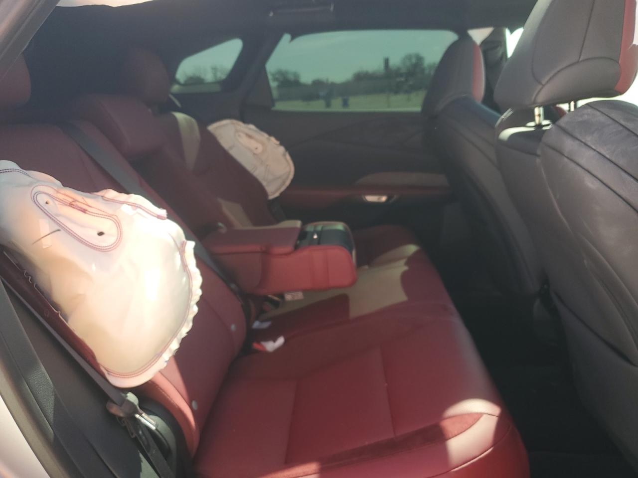 2024 Lexus RX - Image 11