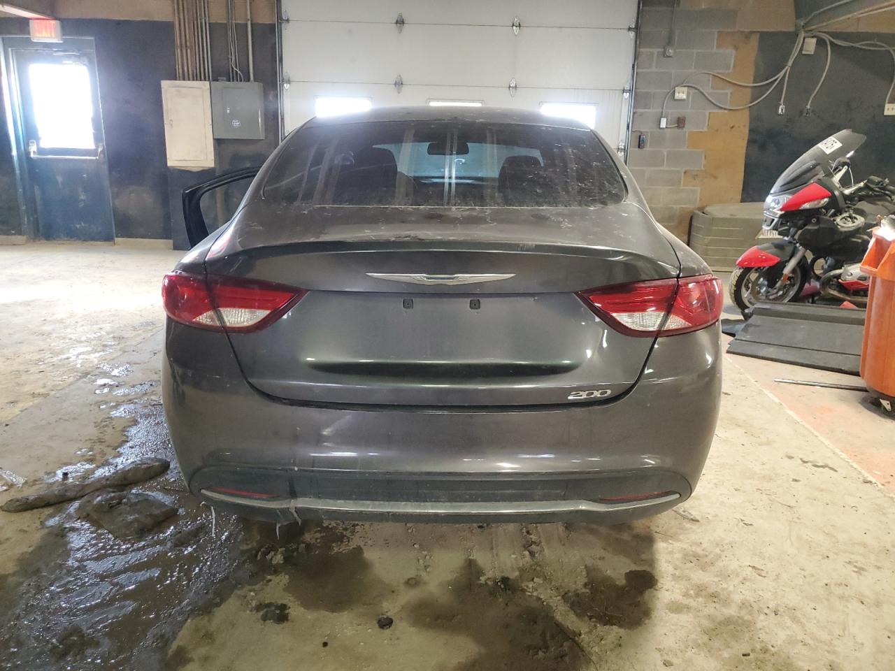 2015 Chrysler 200 - Image 6