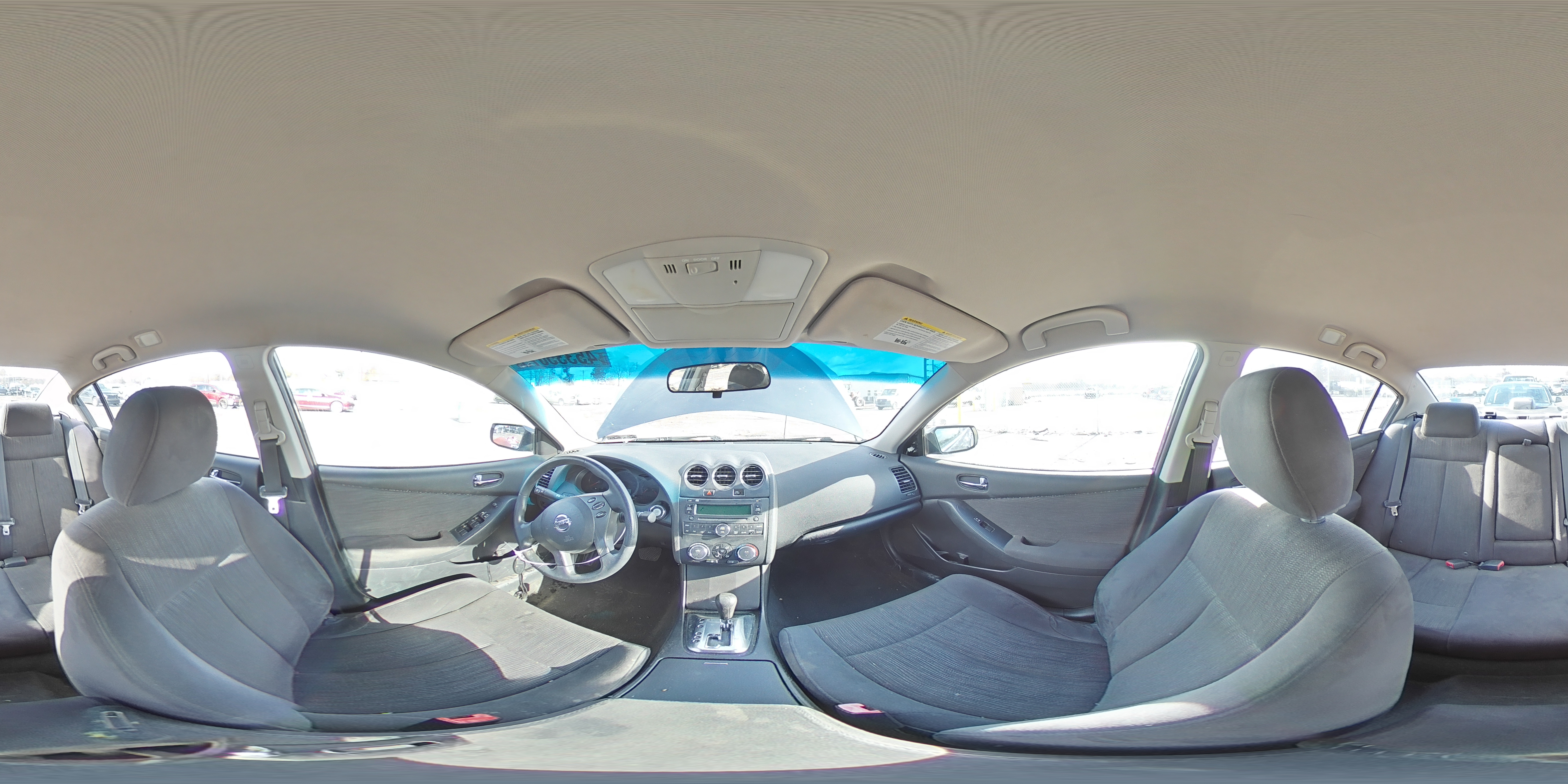 2010 Nissan Altima - Image 13