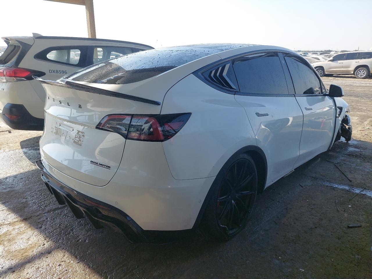 LRWYGCEL0NC279388 - 2023 Tesl Model Y - #43843695