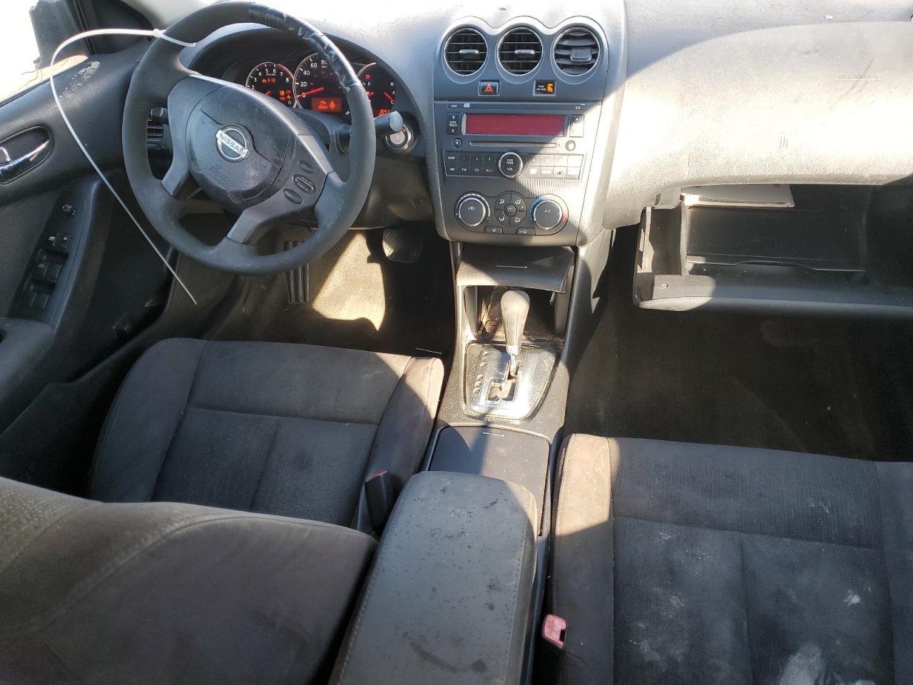 2012 Nissan Altima - Image 8
