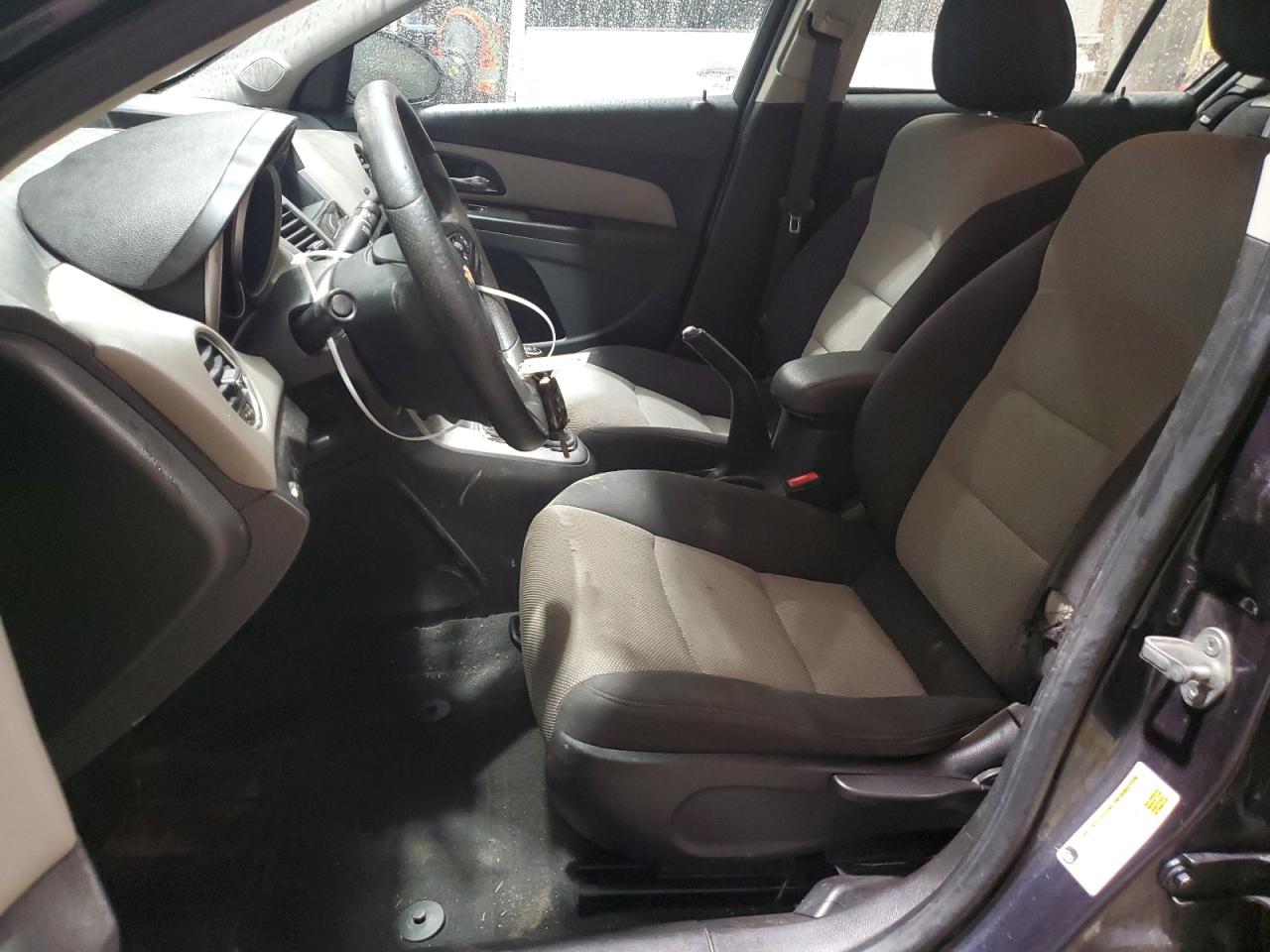 2014 Chevrolet Cruze - Image 7
