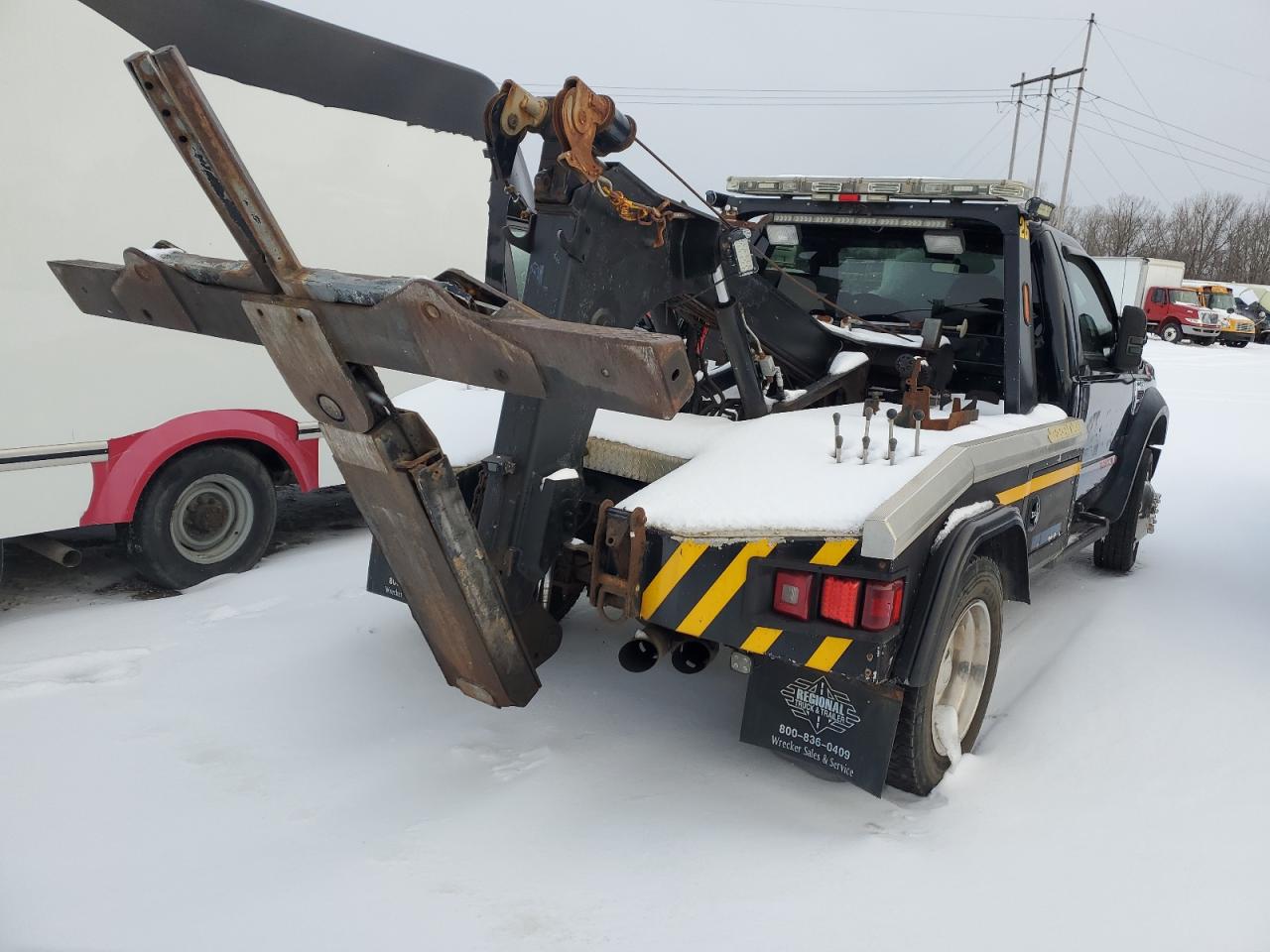 2010 Ford F450 - Image 3