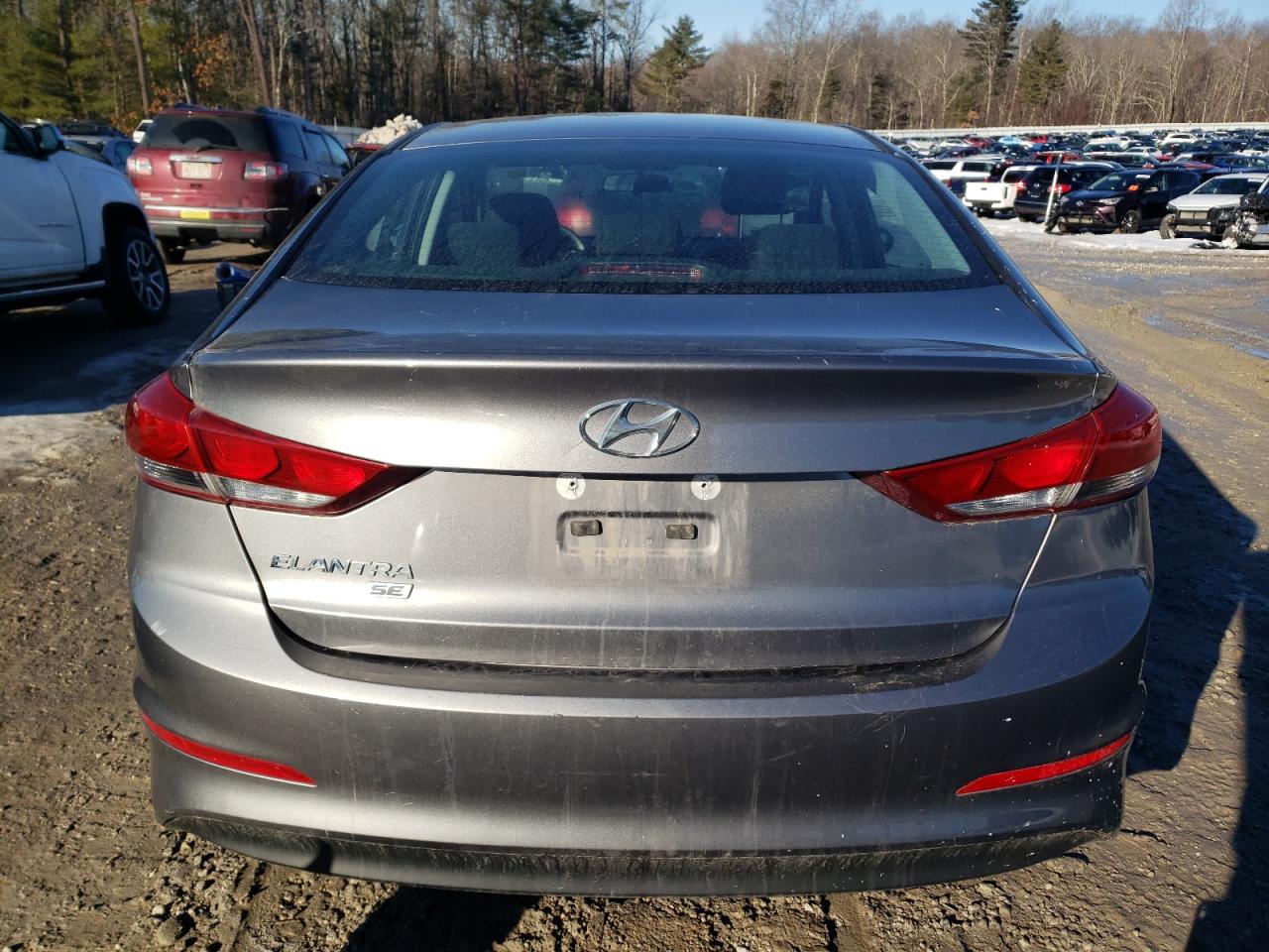 2018 Hyundai Elantra - Image 6