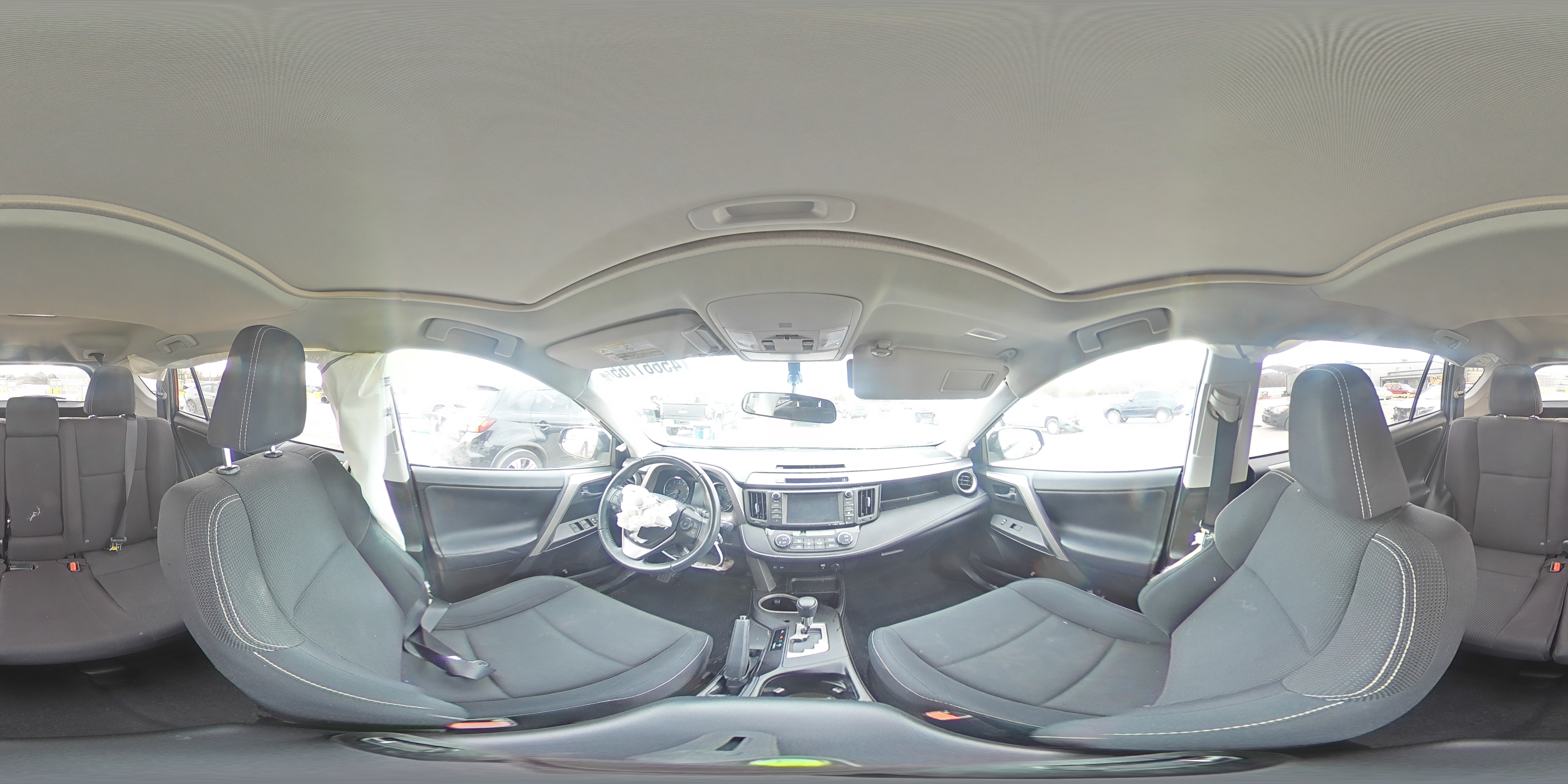2016 Toyota RAV 4 - Image 14