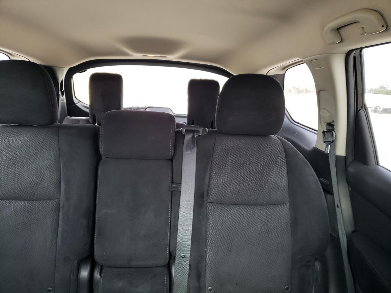 2015 Nissan Pathfinder - Image 10