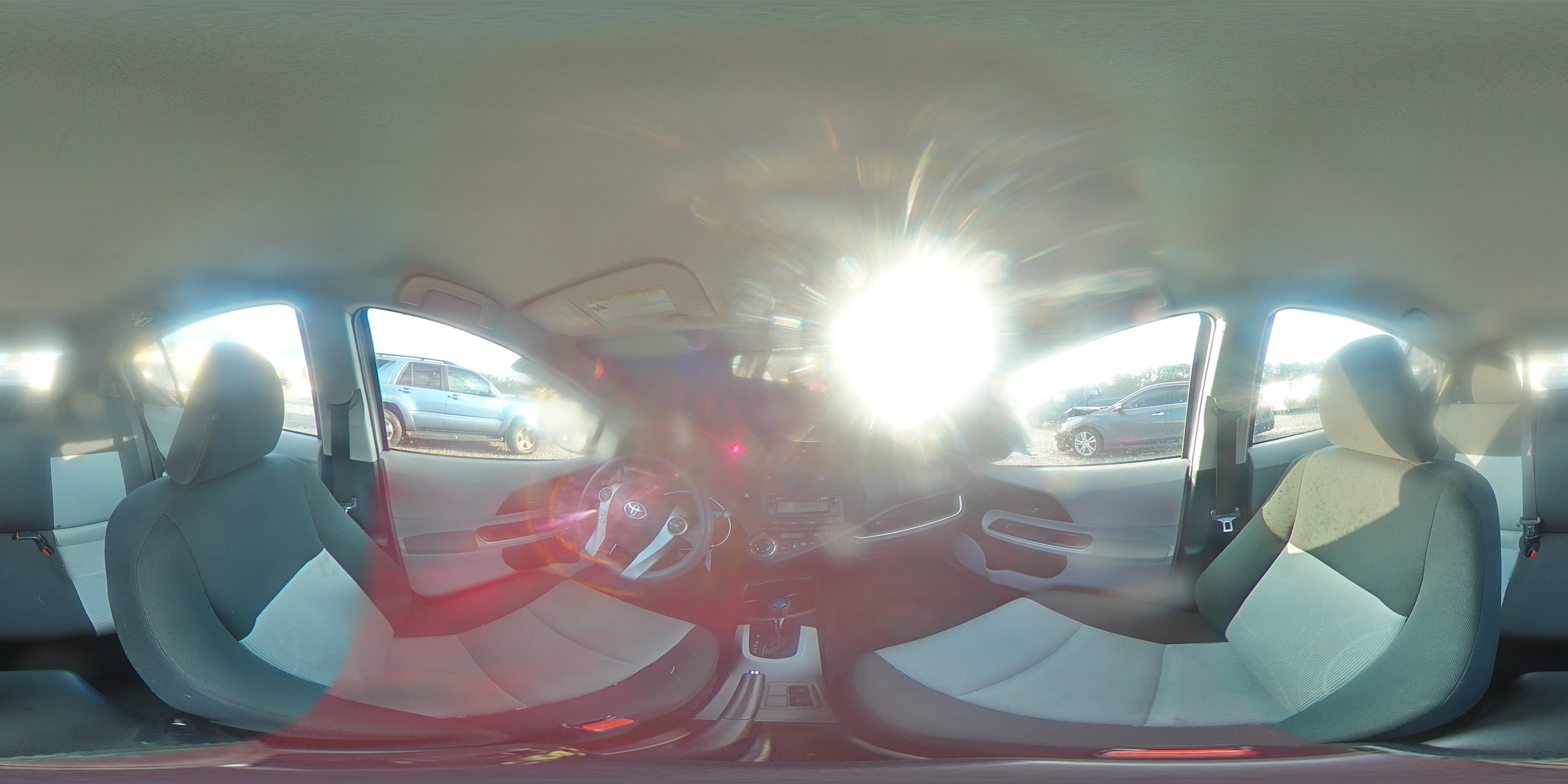 2014 Toyota Prius - Image 14
