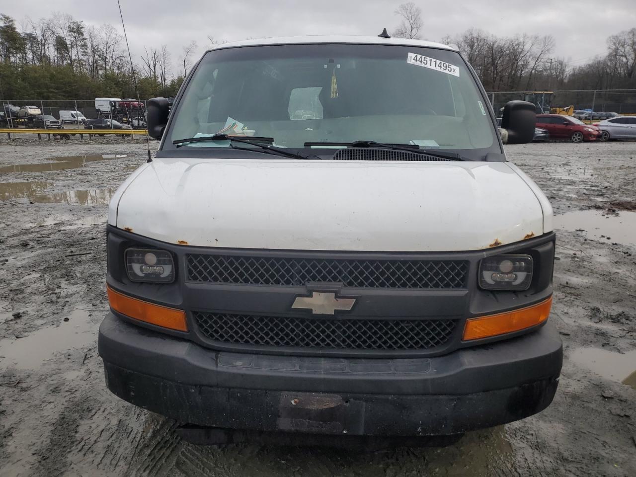 2013 Chevrolet Express - Image 5