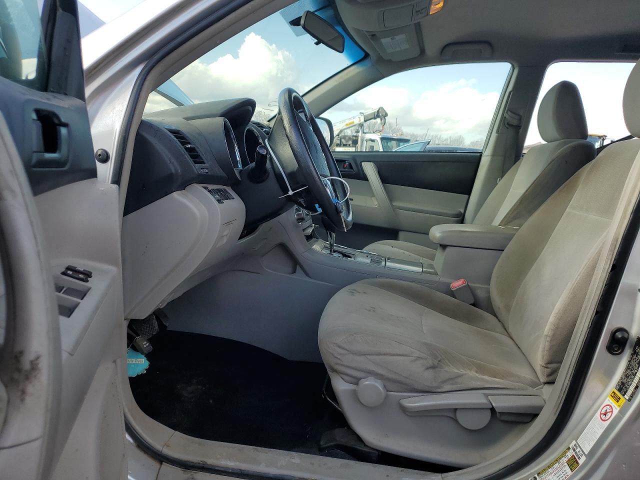 2013 Toyota Highlander - Image 7
