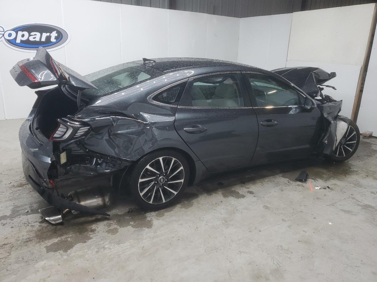 2023 Hyundai Sonata - Image 3